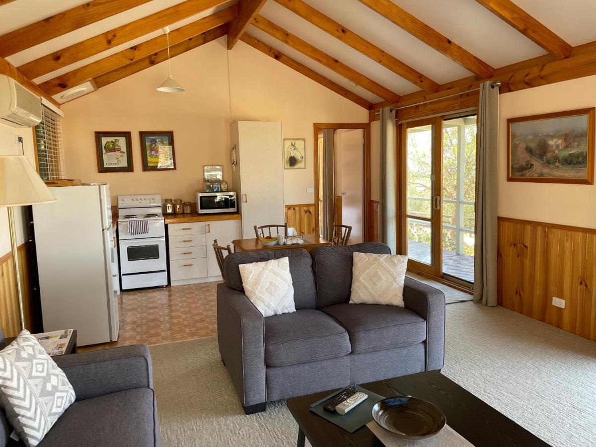 Warby Cottage Wangaratta Exteriör bild